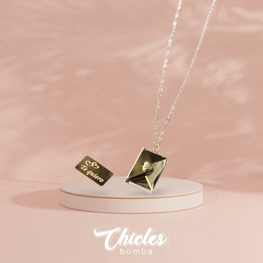 Carta de quiero dorada