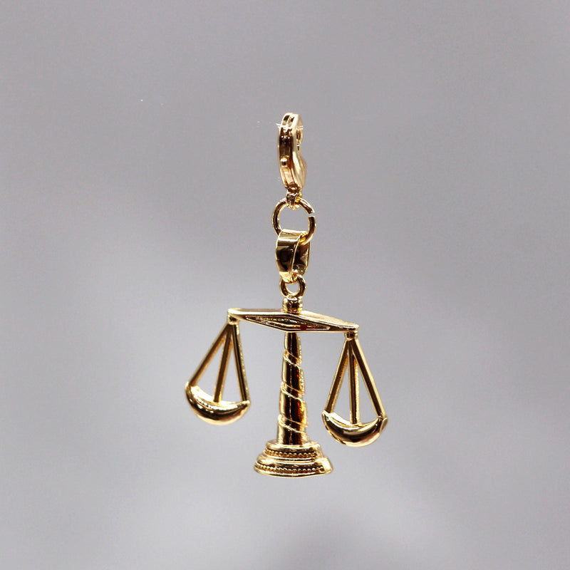 Charm Balanza de Justicia