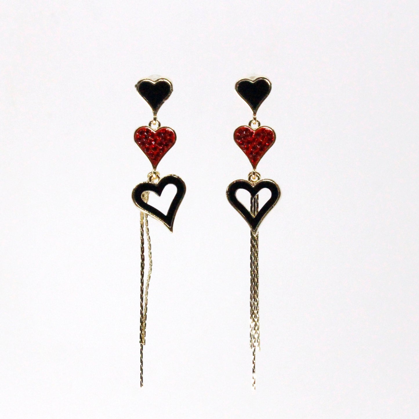 Aretes Corazón Rojo y Negro