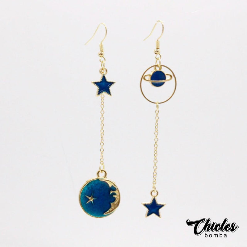 Aretes Largos Luna y Estrella Azul